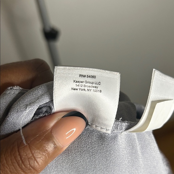 Anne Klein Light Gray Patterned Mini Dress - Picture 9 of 9